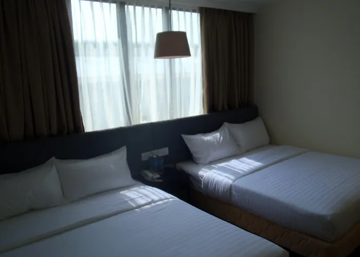 9 Square Hotel - Subang